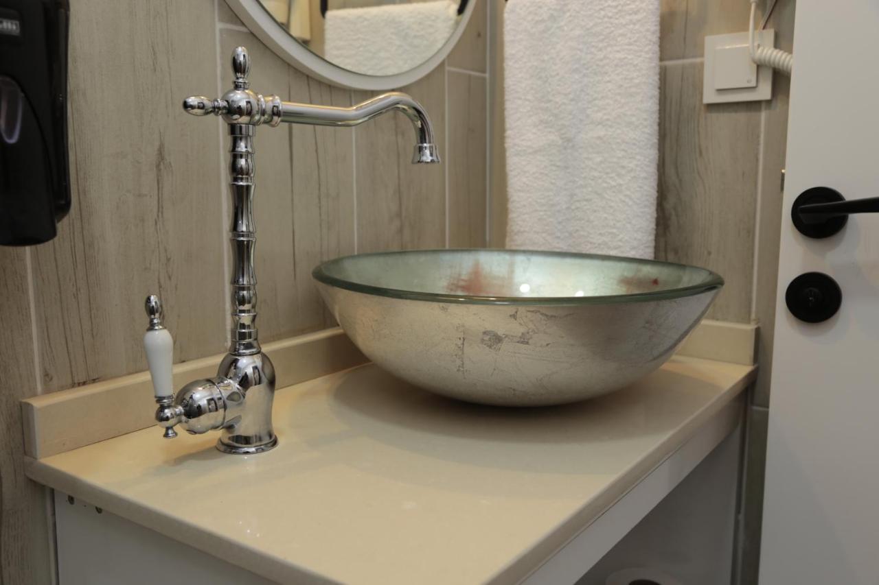 Cakir Butik Otel Çeşme Luaran gambar