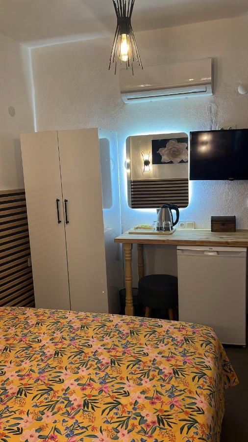 Cakir Butik Otel Çeşme Luaran gambar